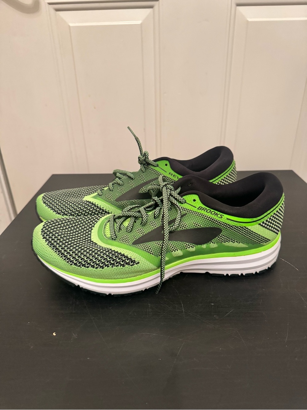 Brooks Revel Running Shoes Men’s 11.5 Bright Neon Green Black